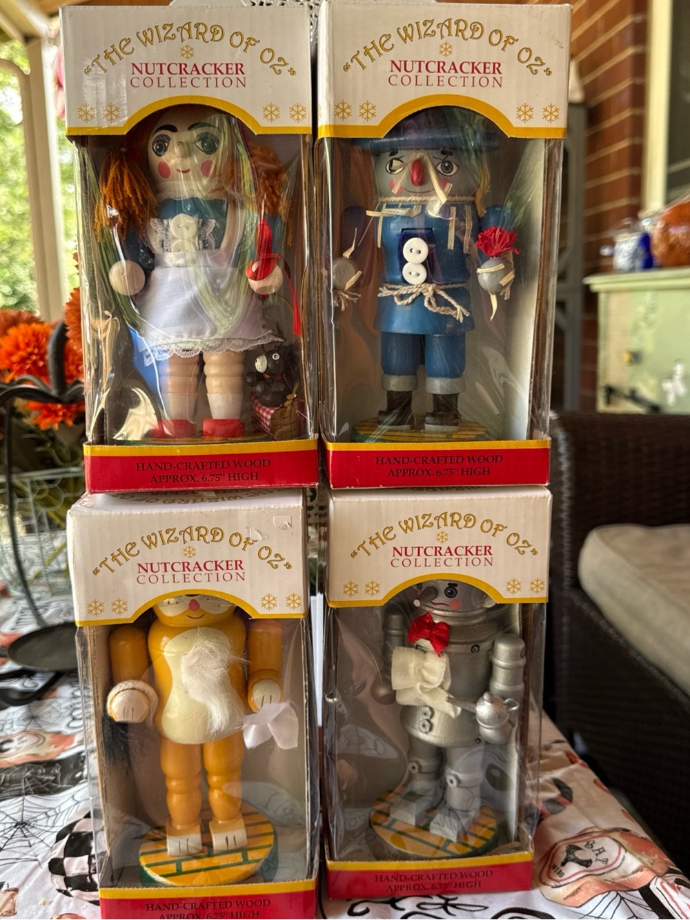 Kurt Adler wizard of oz set of 4 6.75” nutcracker collection w/ box tin lion